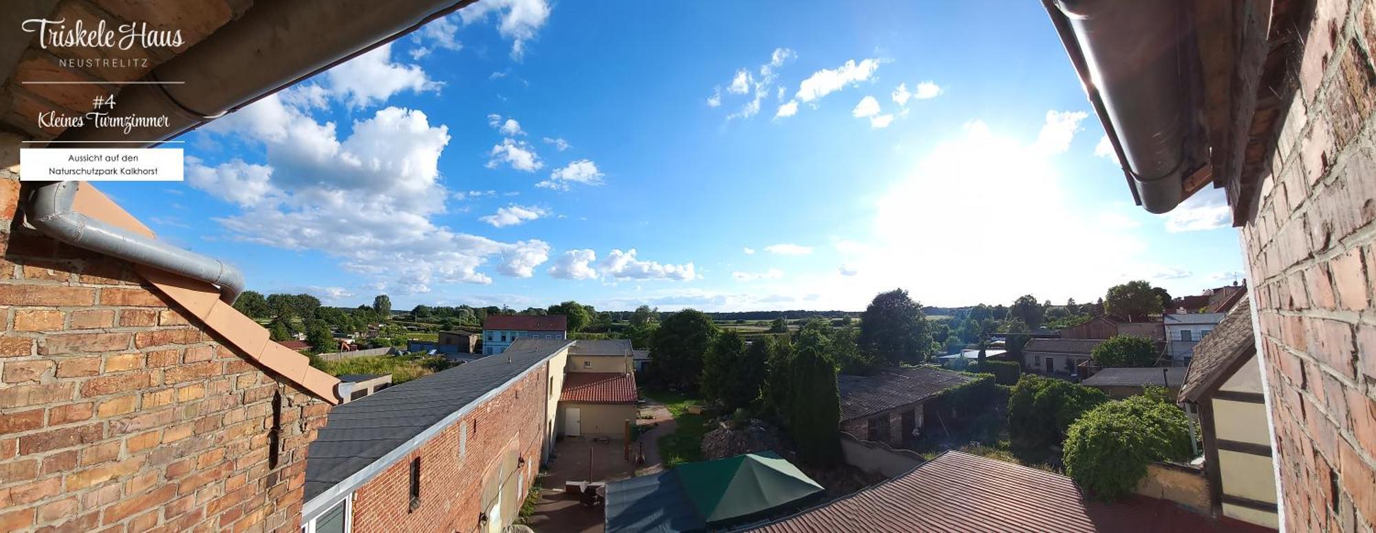 Triskele Haus - Oekologisches Gaestehaus Der Heilstaette Strelitz Neustrelitz Habitación foto